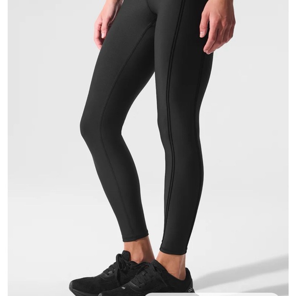 ALO Yoga Pants - ALO Yoga Black Women's Leggings